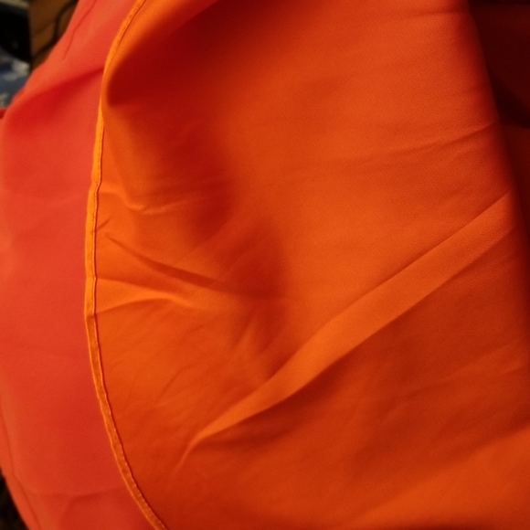 Adorable Lulu's apricot dress - Picture 8 of 10